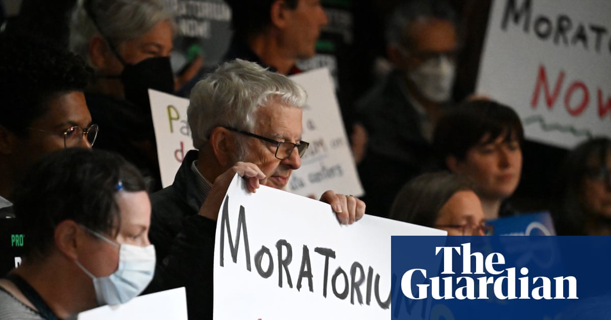 Nueva York impone una moratoria de un año en nuevos centros de datos de IA