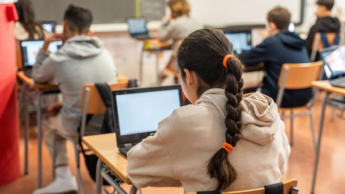 Dinamarca endurece las normas educativas para frenar el uso indebido de la inteligencia artificial