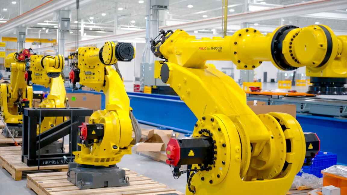 🌐 Trump considera las importaciones de robots una amenaza para la seguridad de EE. UU.