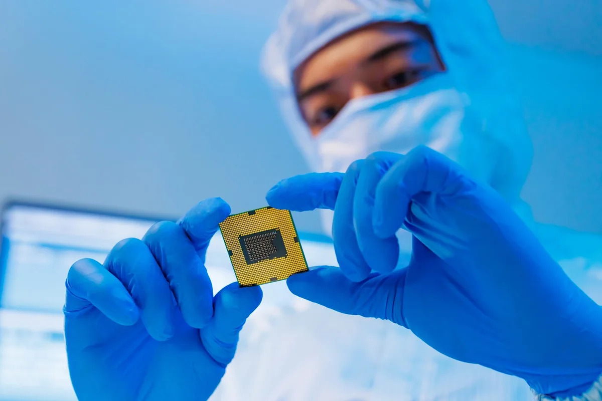 🌐 SK Hynix lidera el mercado de memoria para IA superando a Micron