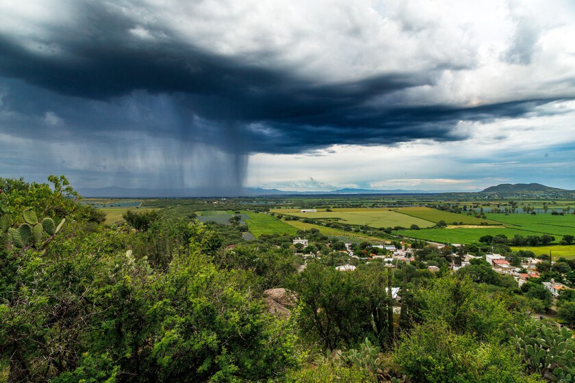 IA mejora predicción meteorológica en huracán Isaías frente a modelos tradicionales