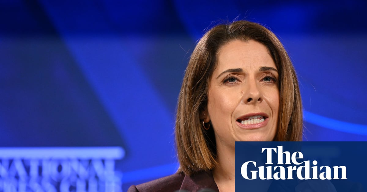 🌐 Australia propone prohibir chatbots de IA que generen ‘intimidad emocional’