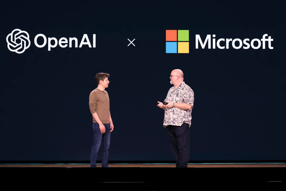 🌐 Microsoft genera 10.000 millones de dólares en ingresos por acuerdos con OpenAI